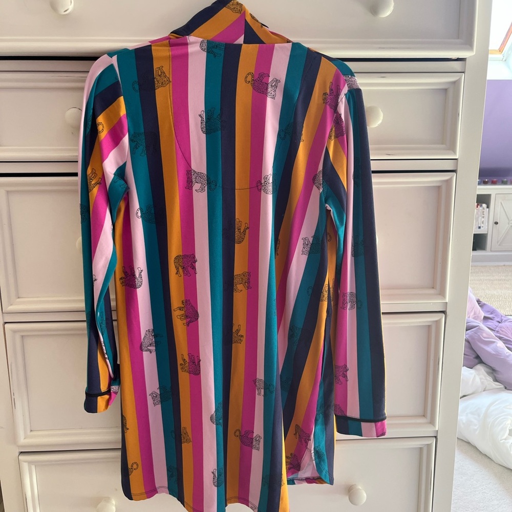 Room Service night gown - Picture 2 of 4